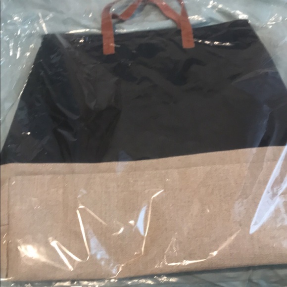 Real Leather Tote Purse - Picture 3 of 4